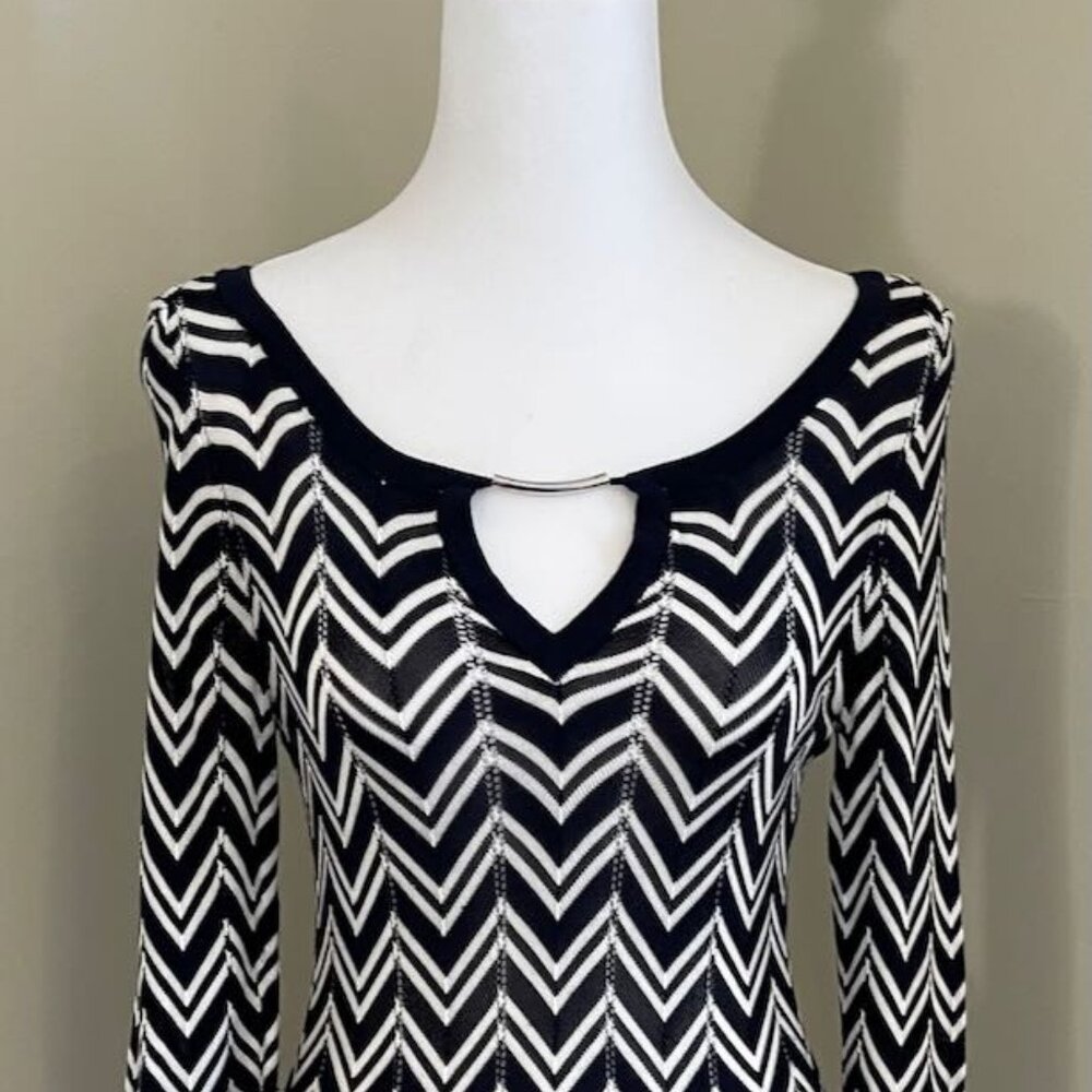 White House Black Market Crocheted Geometric Tunic - XS